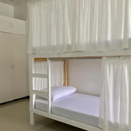 Affordable 8-Beds Room