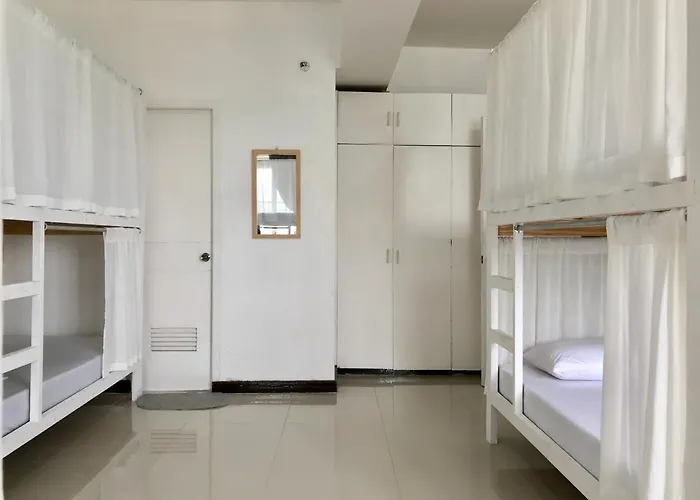 Affordable 8-beds Cebu Stadt